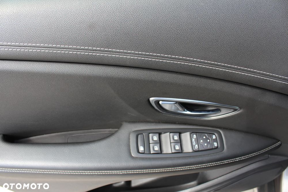 Renault Scenic 1.2 TCE Energy Bose - 16