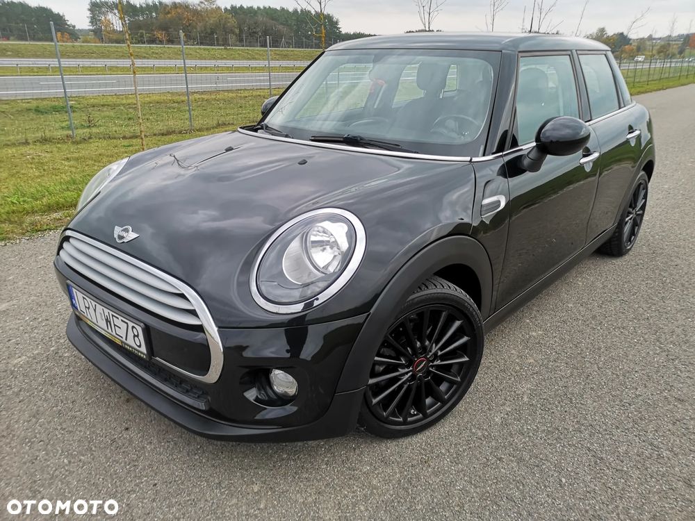 MINI Cooper Seven Chili - 14