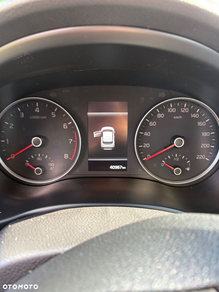 Kia Stonic 1.2 L - 13