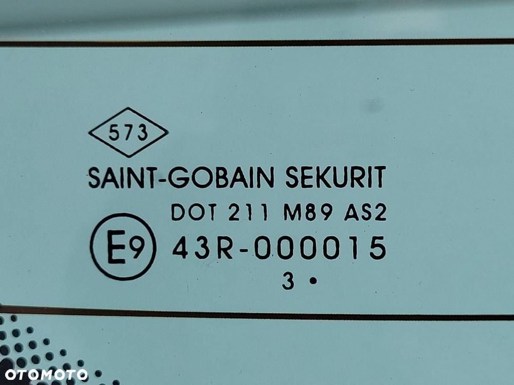 SZYBA TYLNA TYŁ KLAPY RENAULT MODUS ORYGINAŁ - 4
