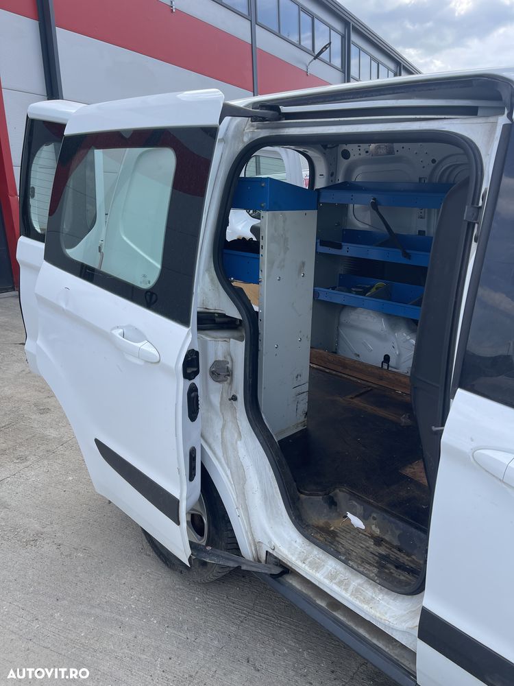 Ford Transit - 11