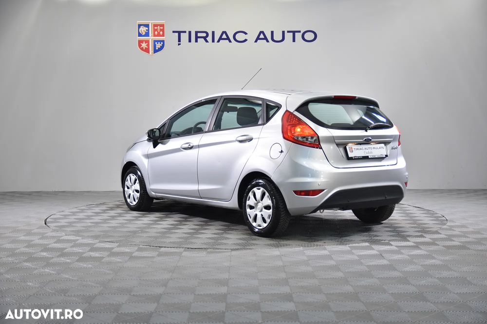 Ford Fiesta - 4