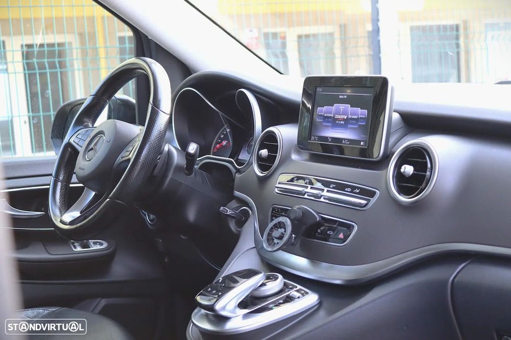 Mercedes-Benz V 220 d Aut. - 23