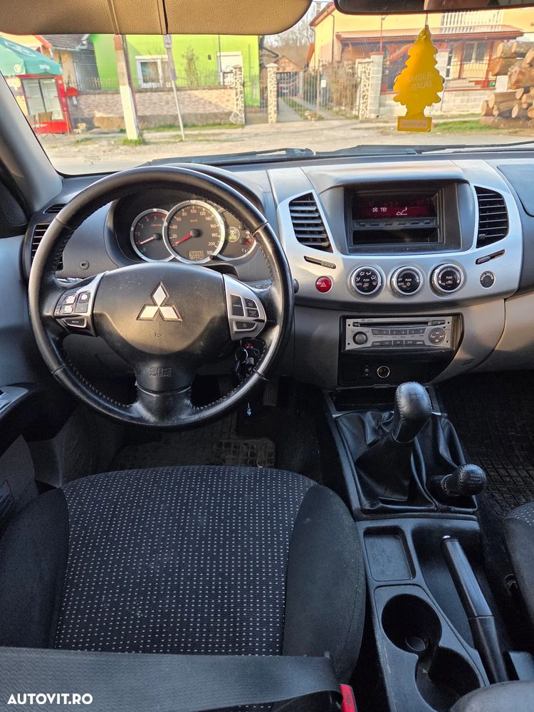 Mitsubishi L 200 - 4
