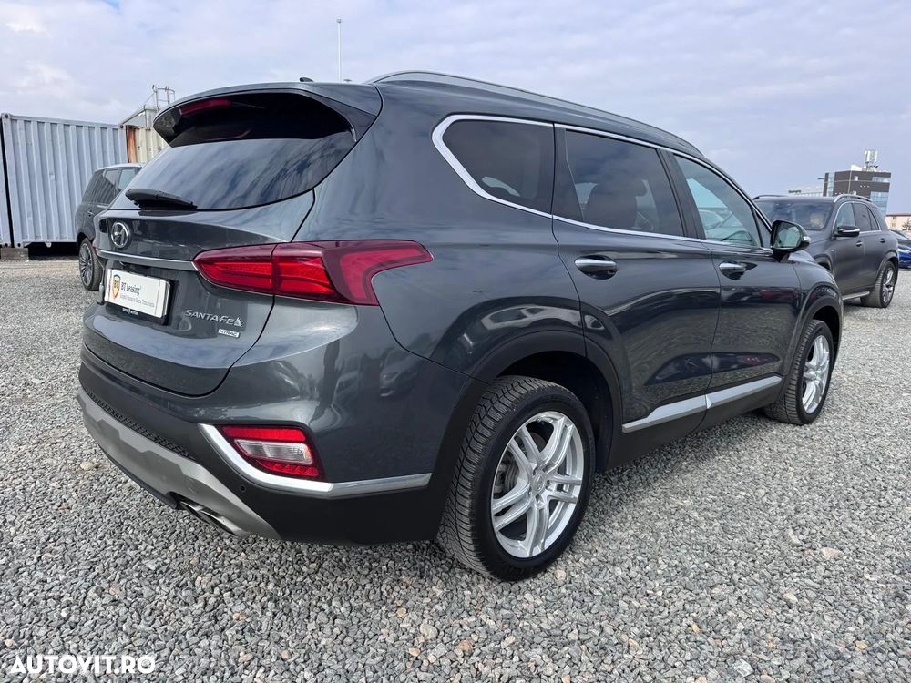 Hyundai Santa Fe 2.2 CRDi 4WD 8AT Luxury - 3
