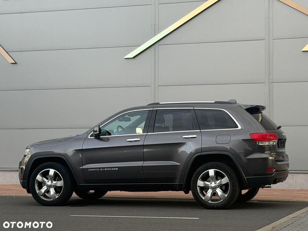 Jeep Grand Cherokee - 18