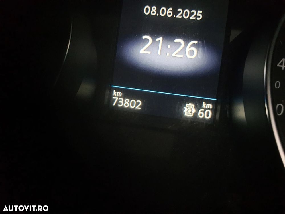 Volkswagen Passat - 10