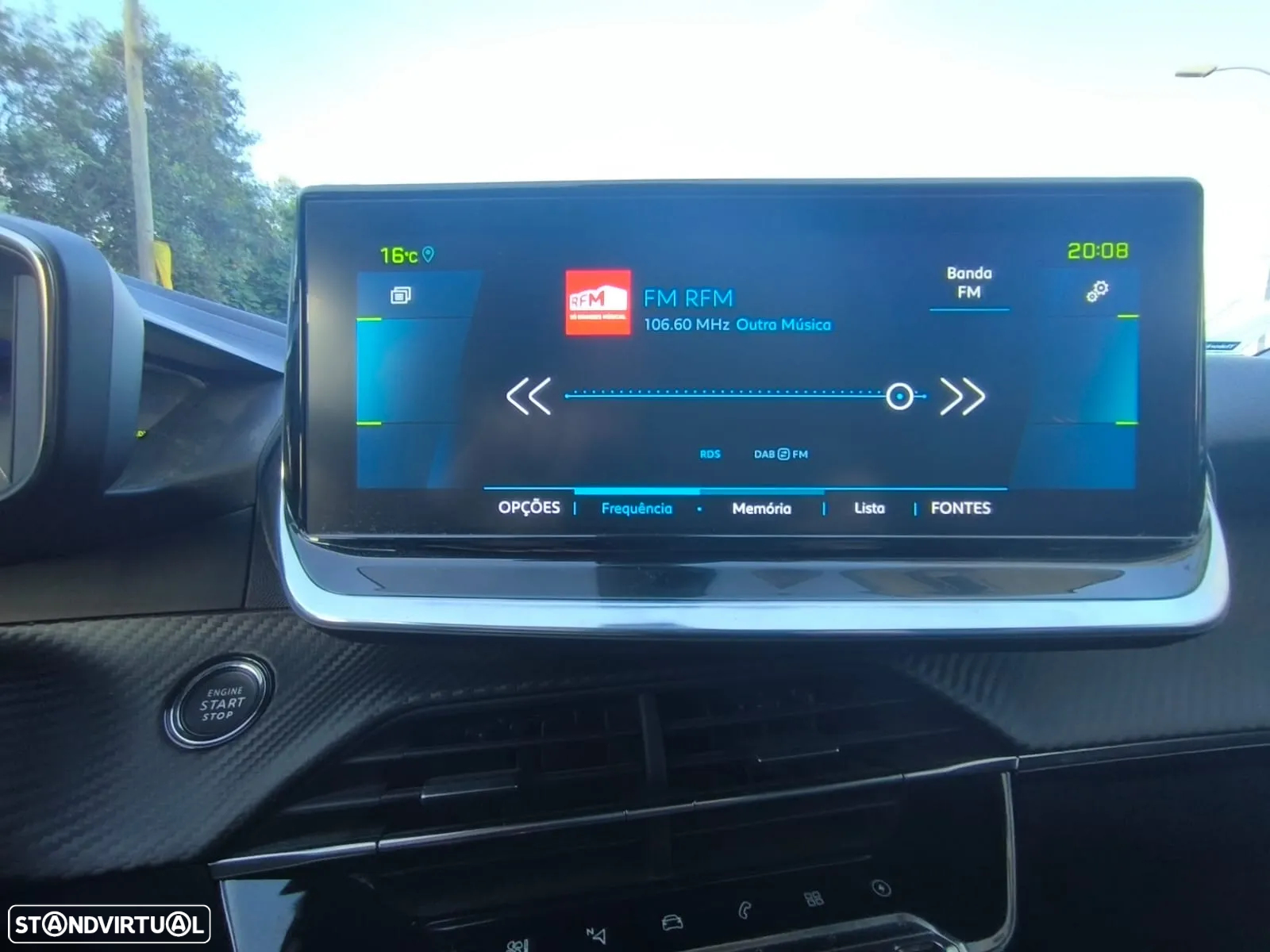 Peugeot e-2008 50 kWh Allure Pack - 17