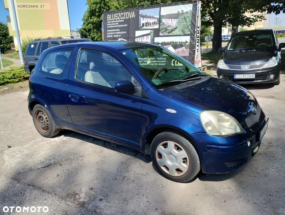 Toyota Yaris 1.4 D-4D Base - 3
