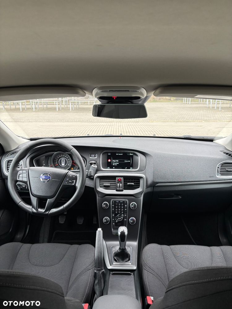 Volvo V40 D2 Momentum - 15