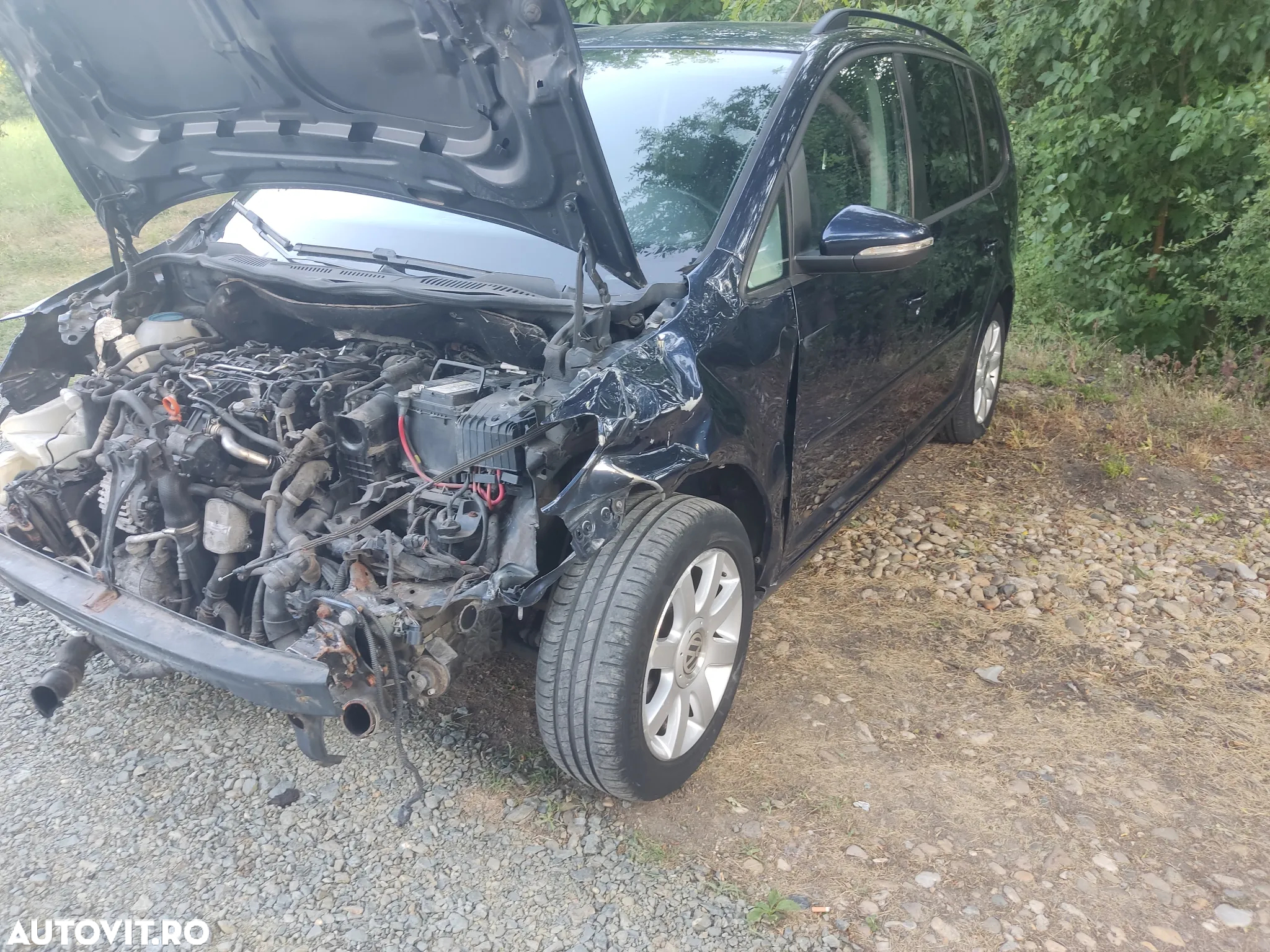 Volkswagen Touran 1.6 TDI DPF DSG STYLE - 4
