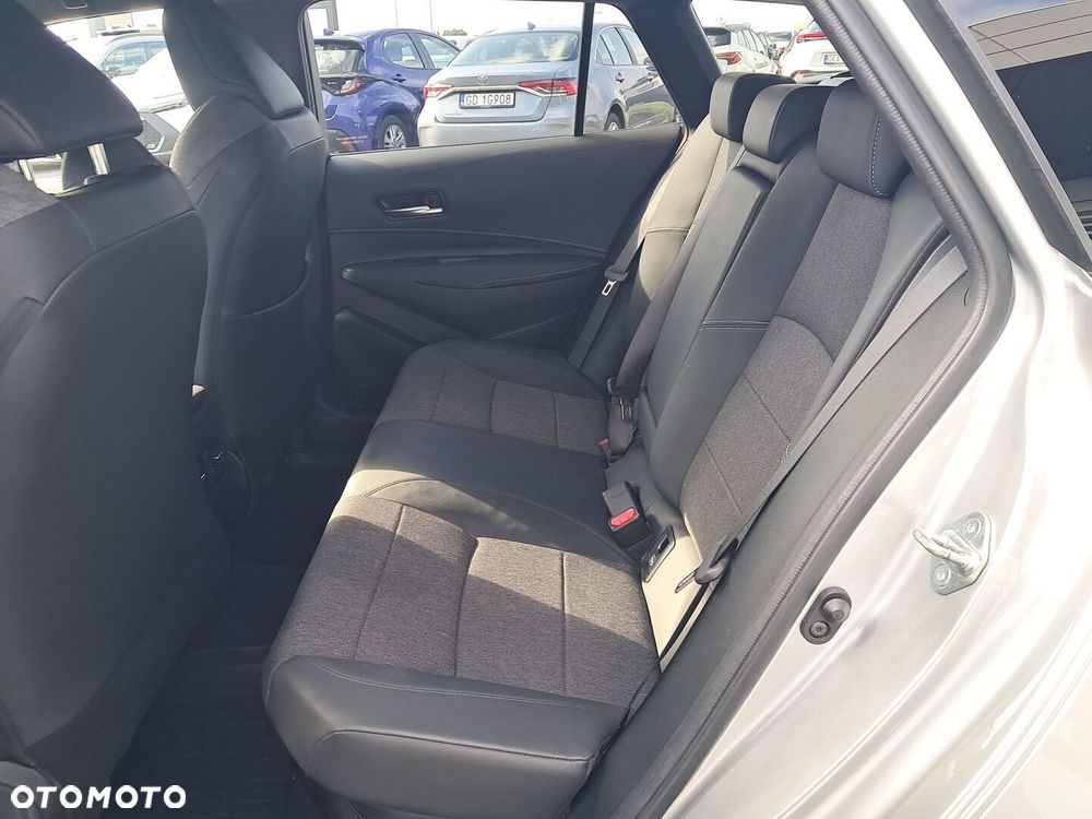 Toyota Corolla 1.8 Hybrid Style - 13