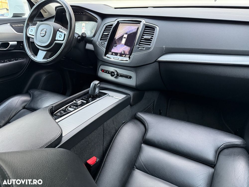 Volvo XC 90 B5 D AWD Geartronic Momentum Pro - 5