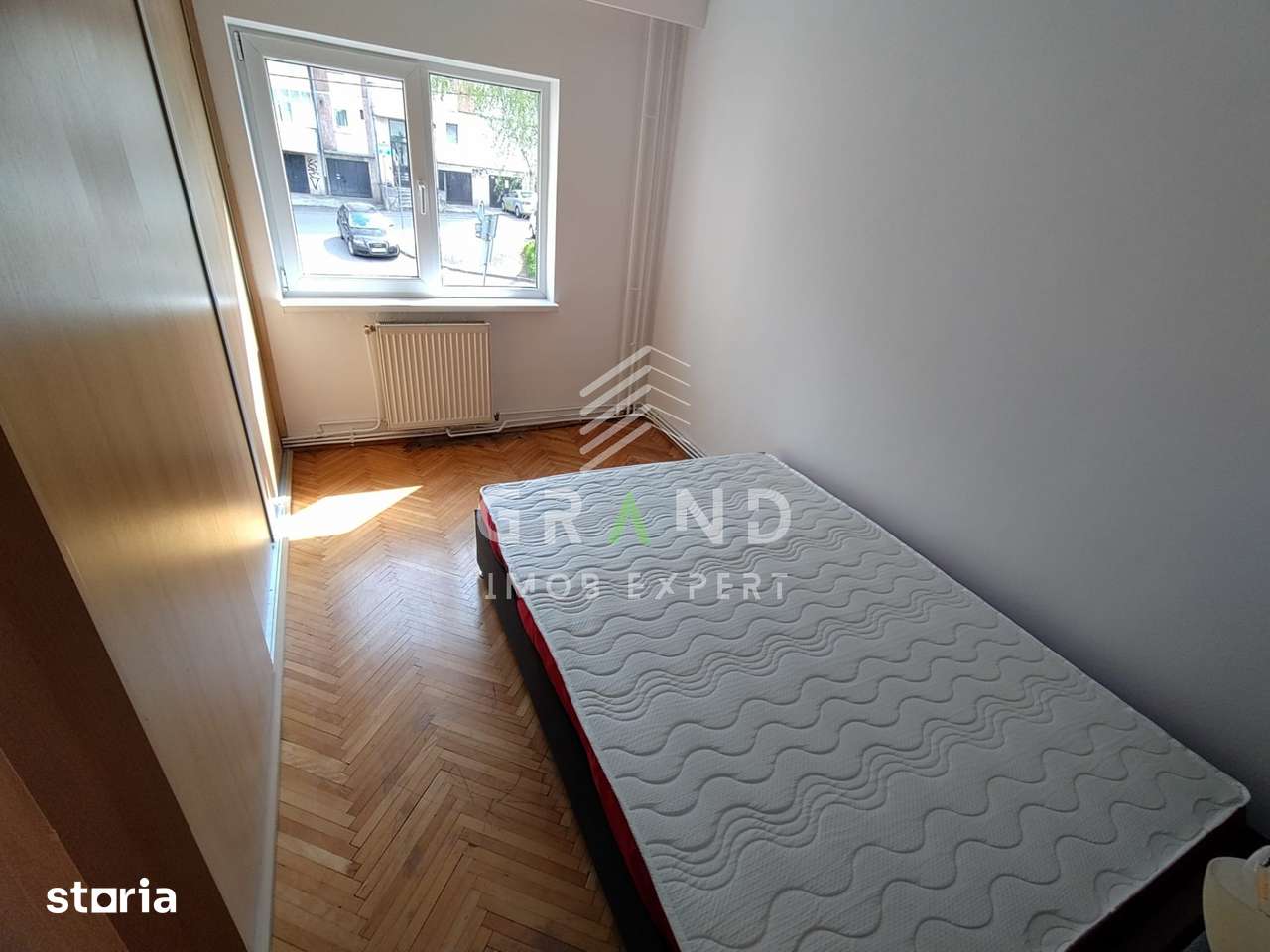 4 camere | Str.Nicolae Titulescu/Gheorgheni | Etaj 2/4 | 78 mp+balcon - Imagine principală: 3/12