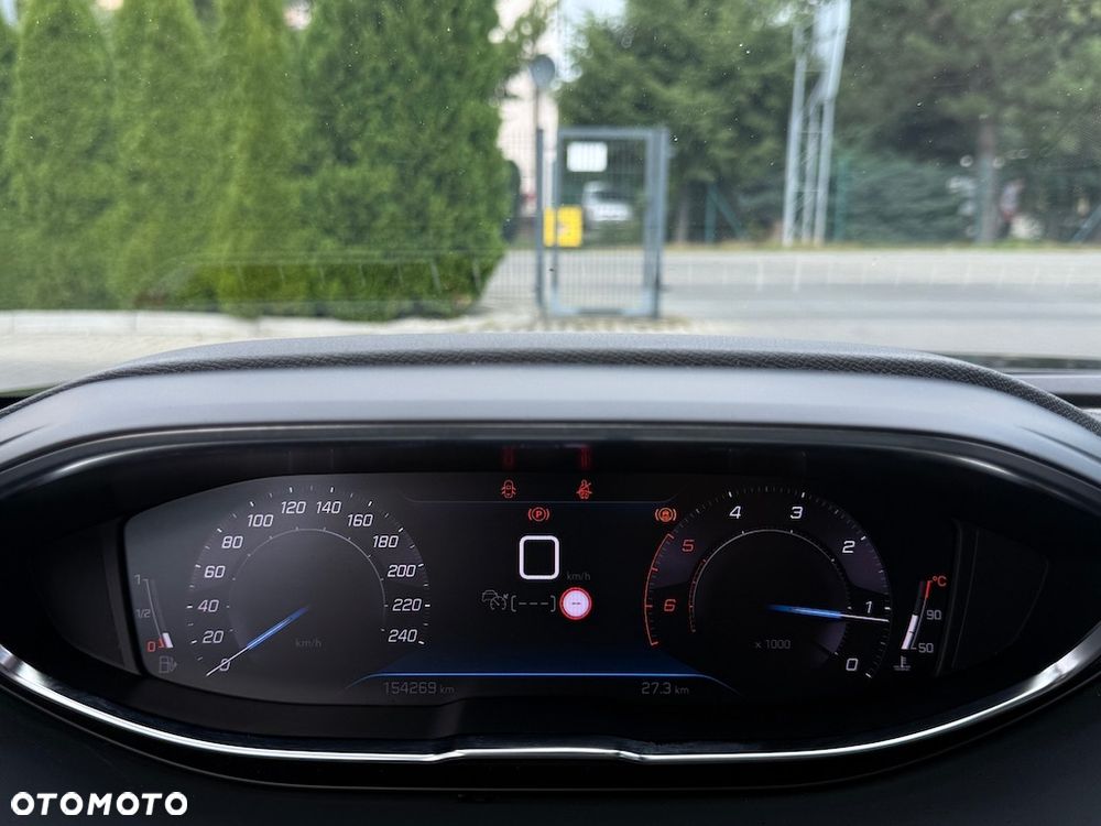 Peugeot 3008 1.5 BlueHDi Allure S&S - 27