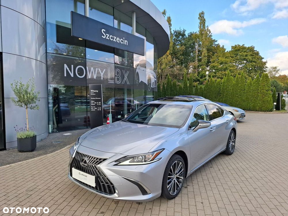 Lexus ES 300h Business Edition - 1