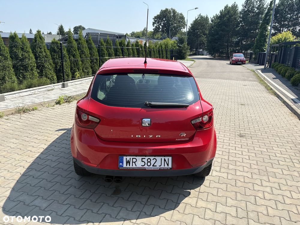 Seat Ibiza SC 1.6 16V DSG Sport - 11