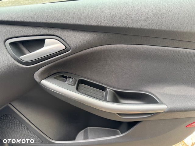 Ford Focus 1.0 EcoBoost Start-Stopp-System Champions Edition - 11