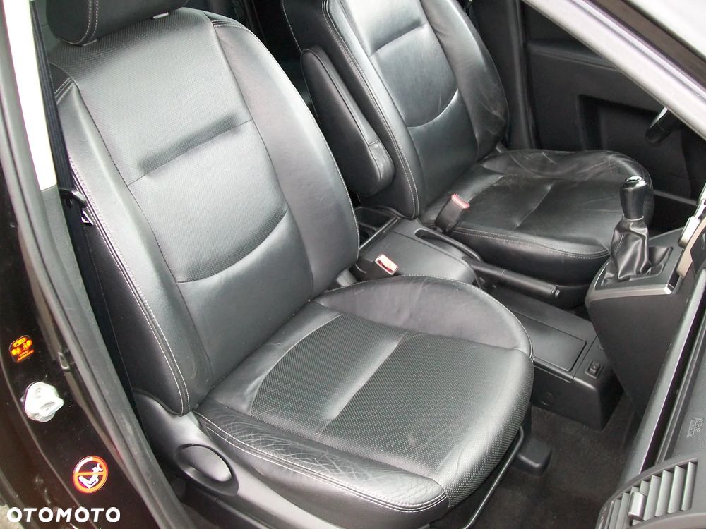 Mazda 5 2.0 Exclusive + - 20