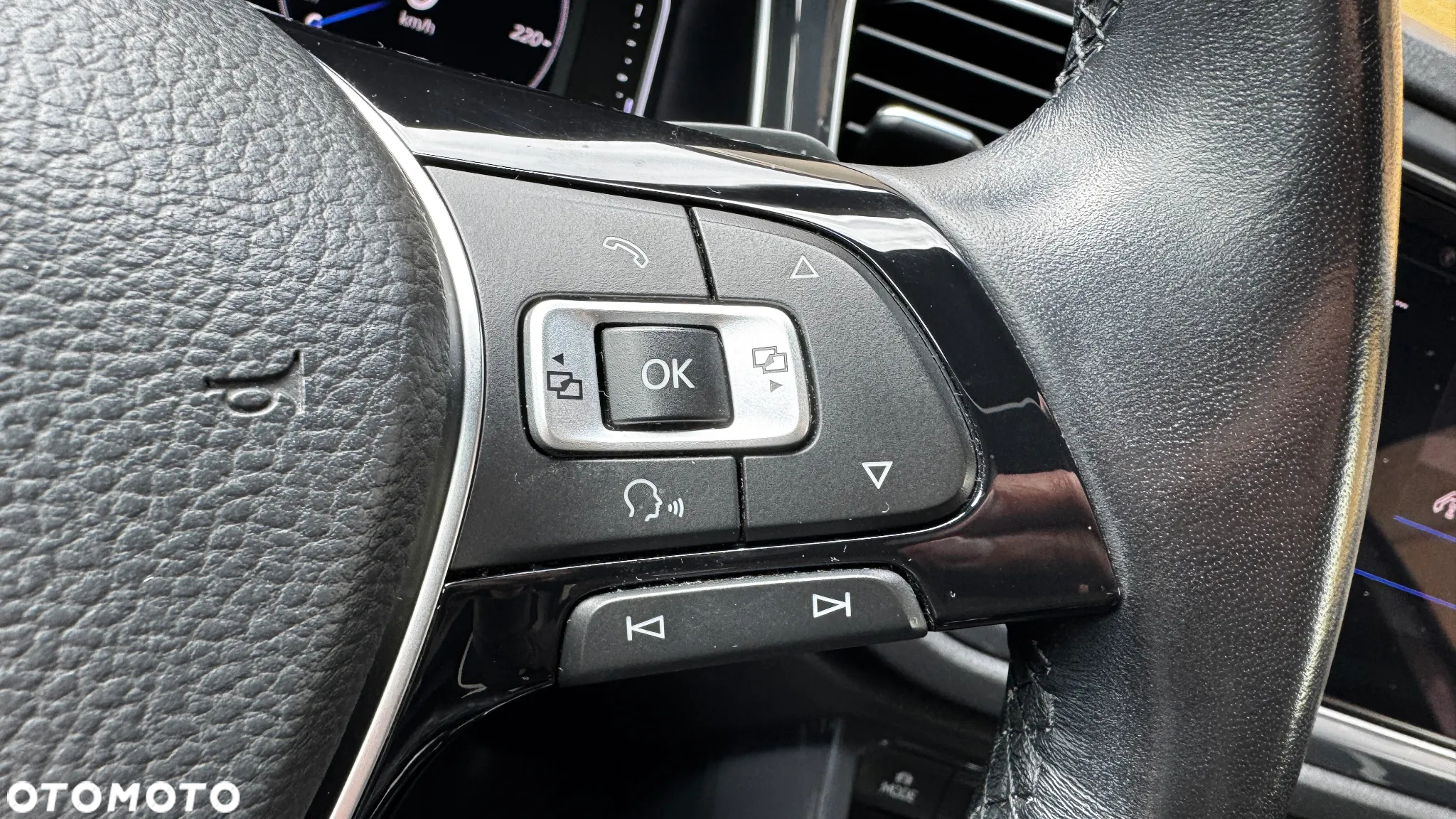 Volkswagen T-Roc 1.5 TSI ACT Premium DSG - 27