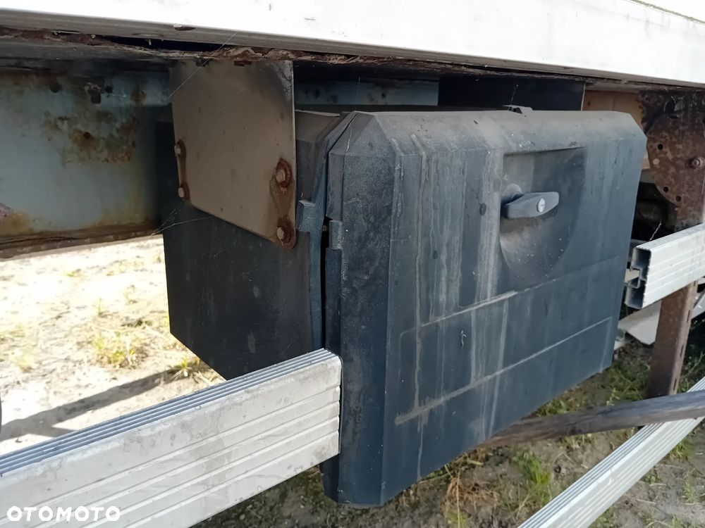 Piasty do naczep - 4