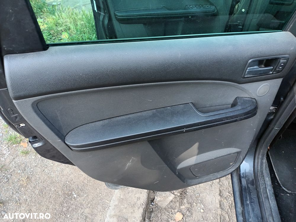 Dezmembrari  Ford C-MAX 1  2003  > 2010 1.8 TDCi Motorina - 19