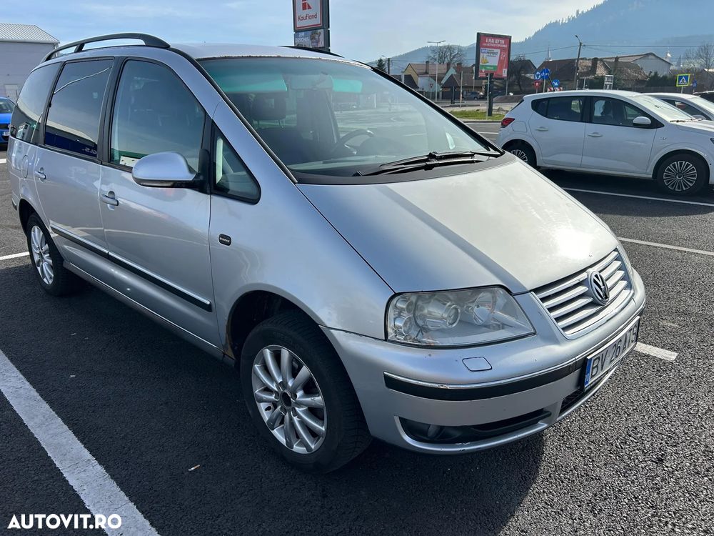 Volkswagen Sharan 1.9 TDI Exclusive Edition - 1