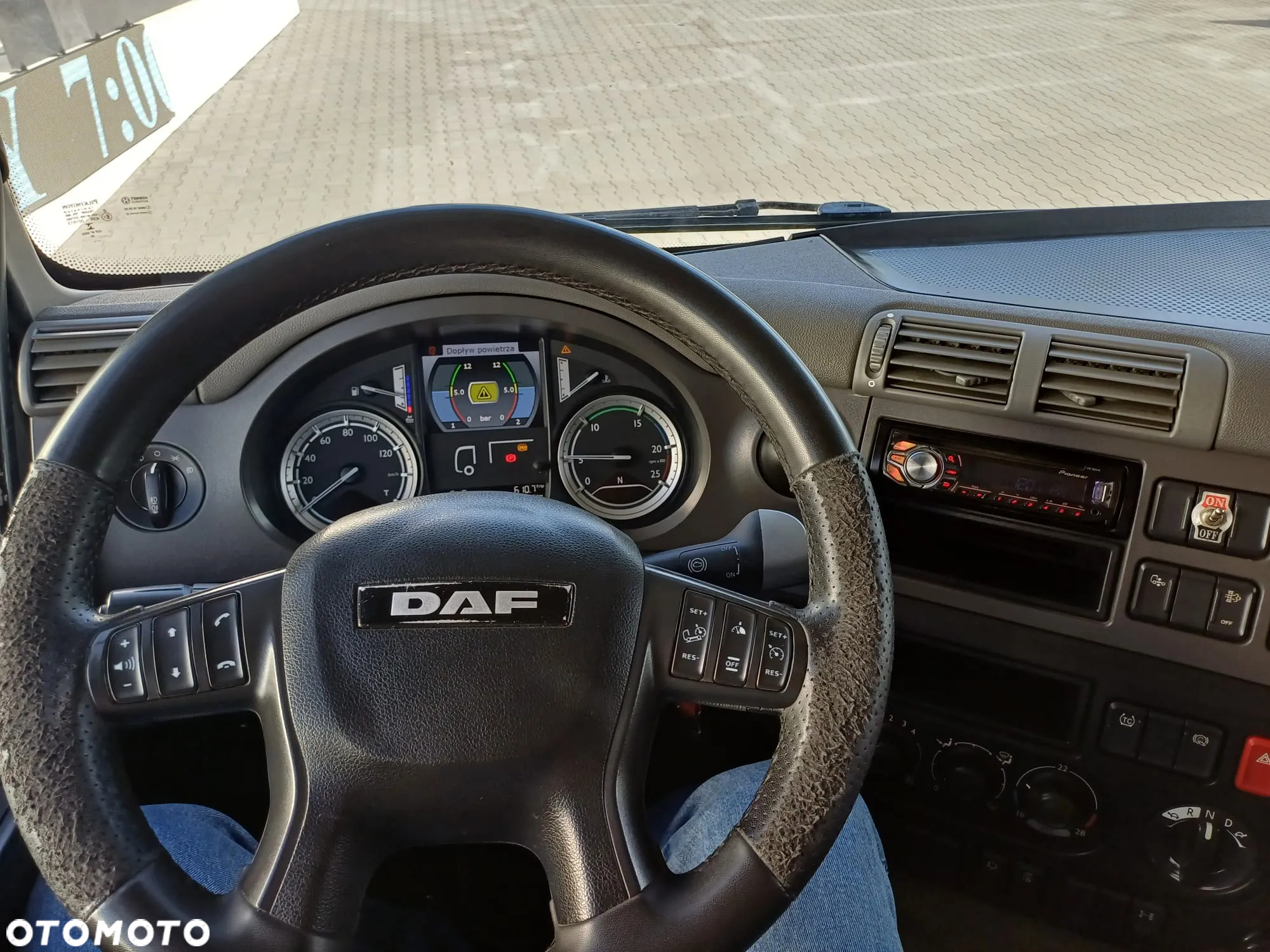 DAF CF 410 - 8