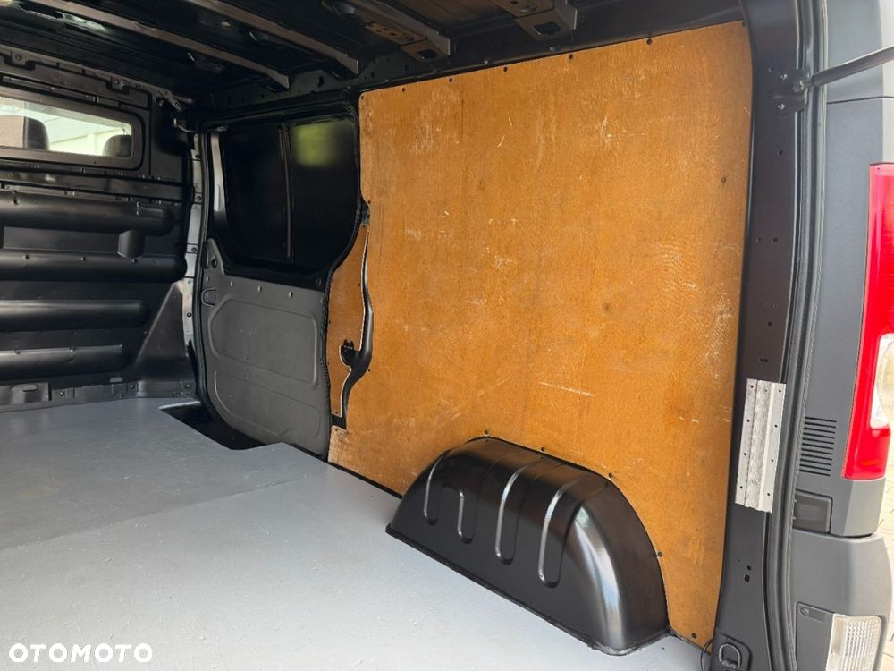 Renault Trafic - 24