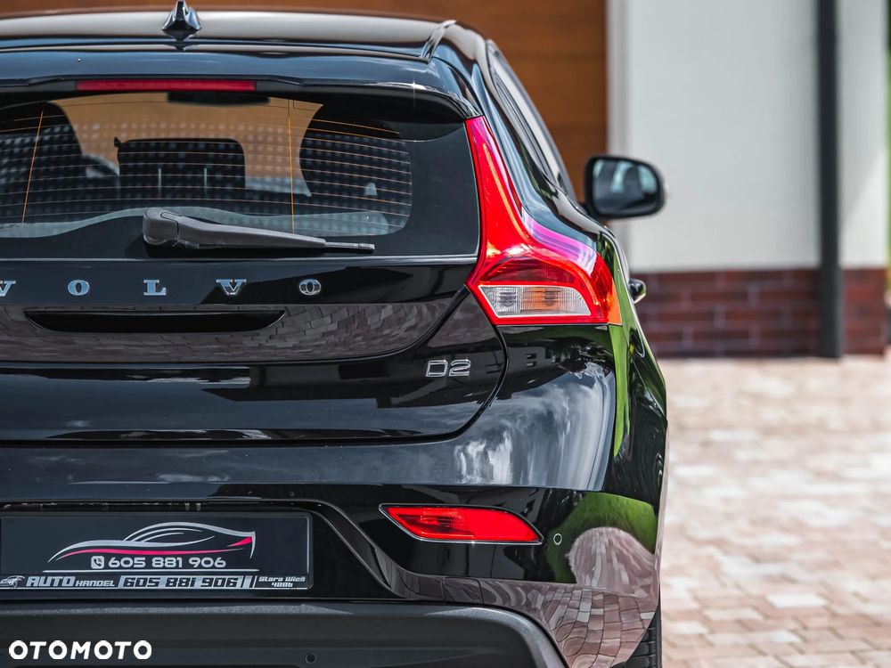 Volvo V40 D2 Momentum - 9