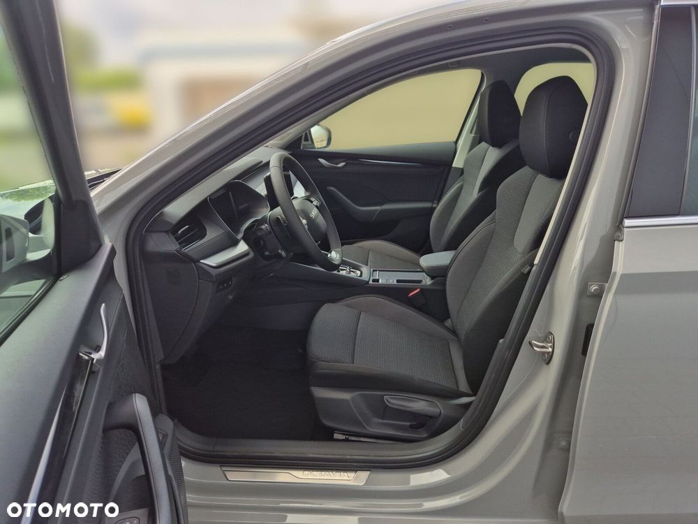 Skoda Octavia 1.5 TSI mHEV Drive Selection DSG - 19