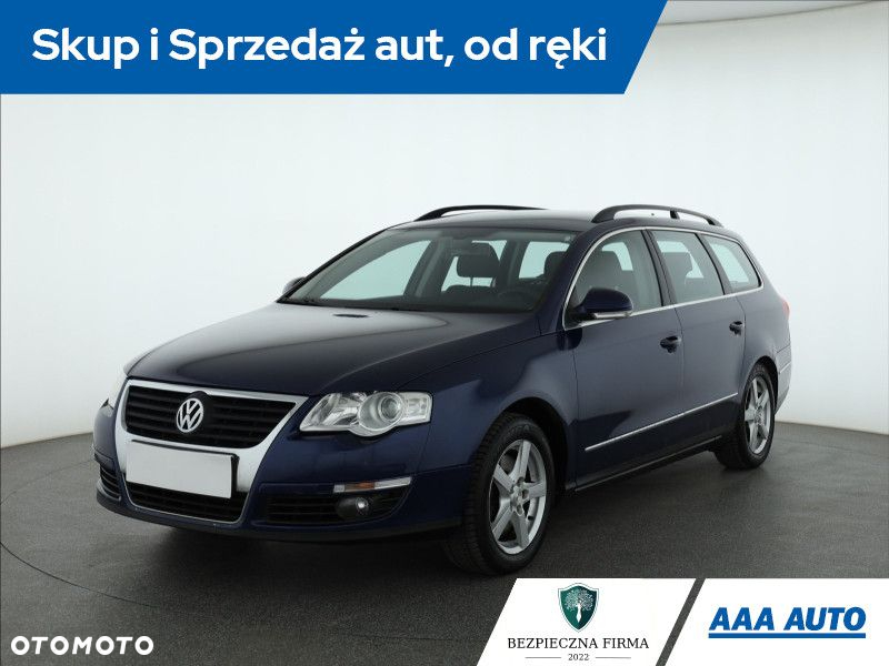 Volkswagen Passat - 2