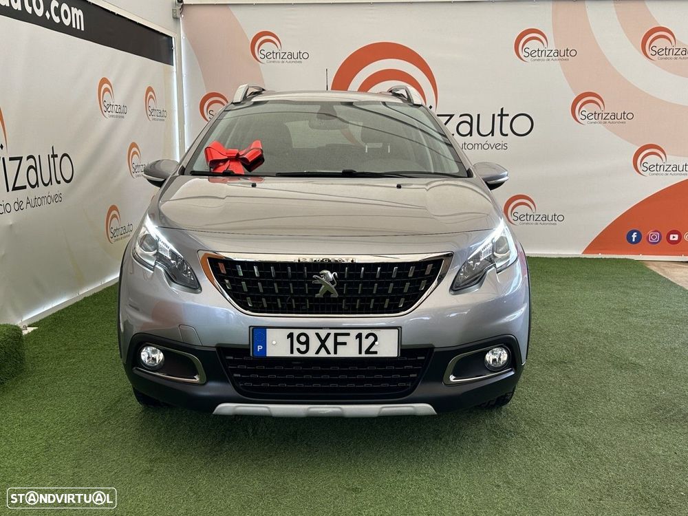 Peugeot 2008 1.2 PureTech Allure - 3