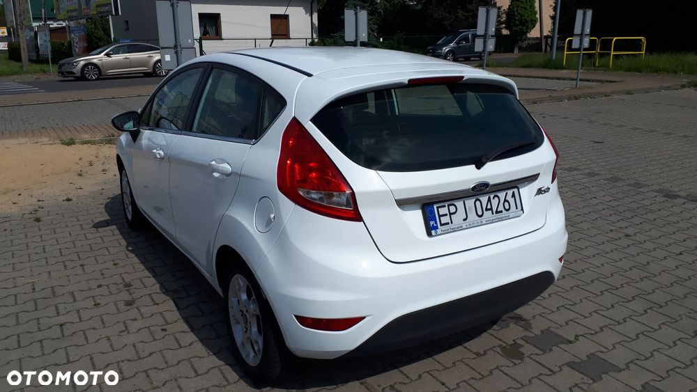 Ford Fiesta 1.25 Titanium EU5 - 6