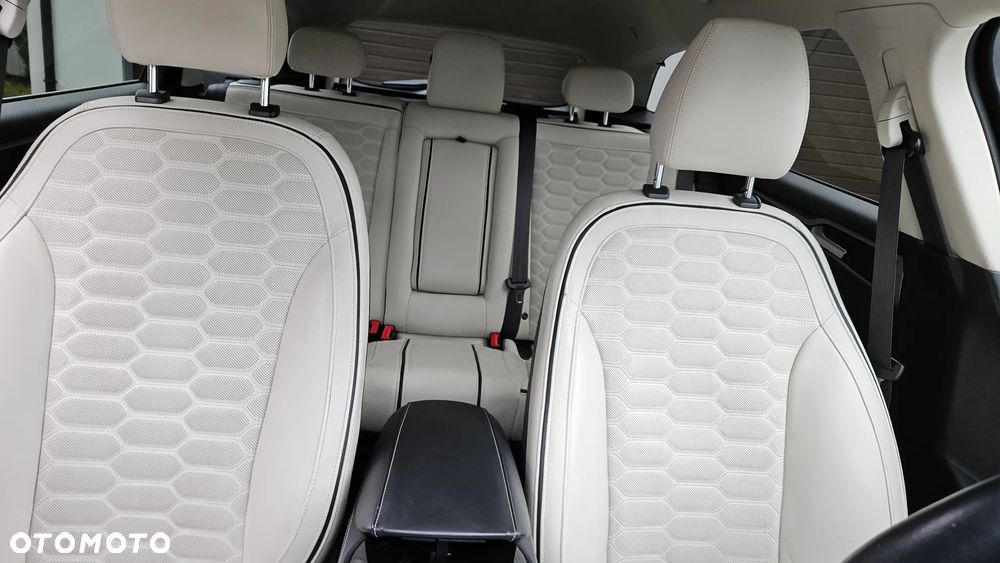 Ford Mondeo 2.0 EcoBlue VIGNALE - 25