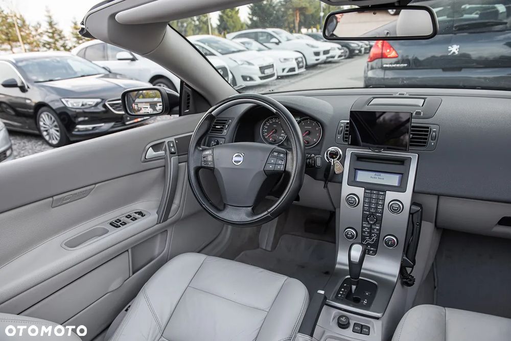 Volvo C70 T5 Momentum - 6