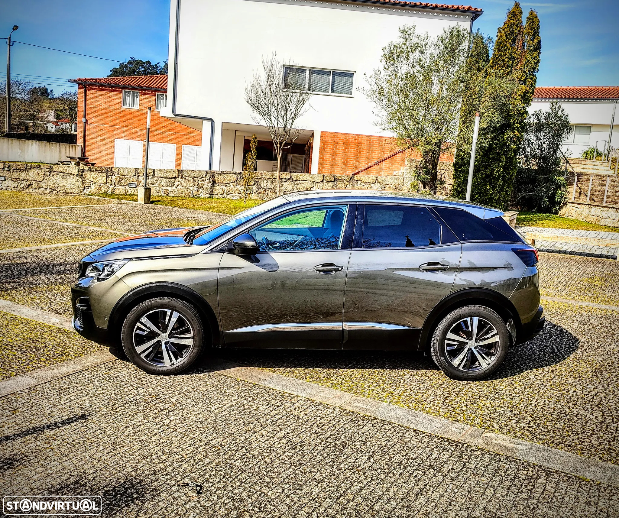 Peugeot 3008 PureTech 130 Stop & Start GPF Allure Pack - 30