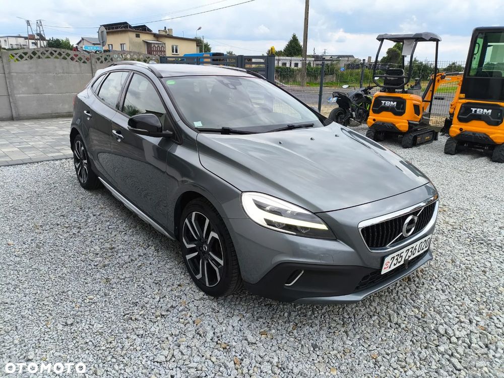 Volvo V40 D3 Momentum - 8
