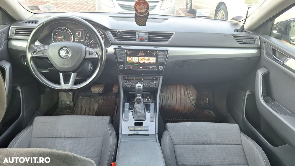 Skoda Superb 1.6 TDI DSG Style - 4