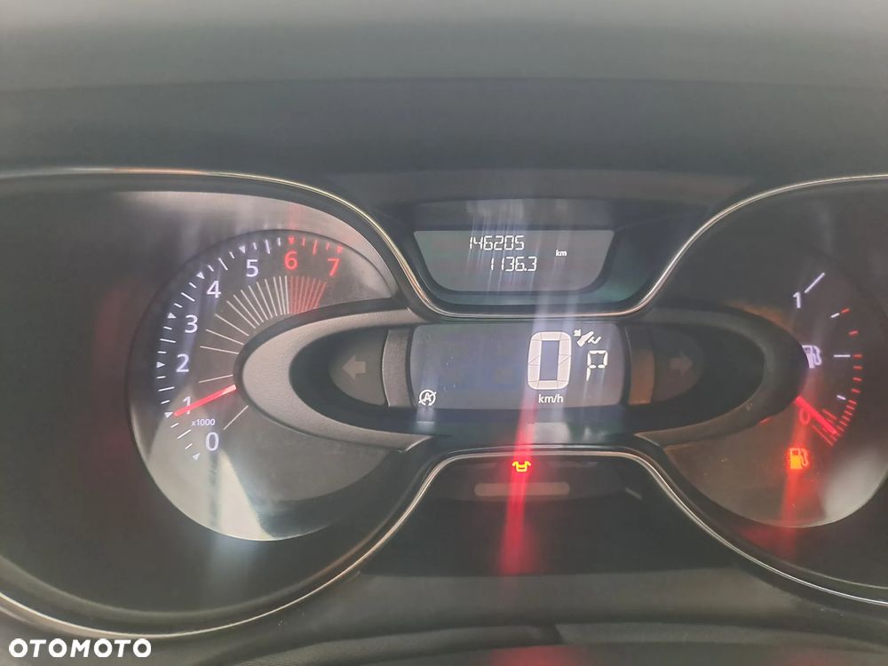 Renault Captur - 28