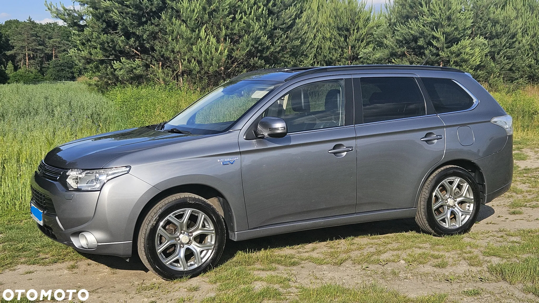 Mitsubishi Outlander - 8