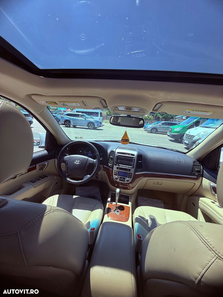 Hyundai Santa Fe 2.7 V6 GLS 5 SEATS 4wd+ A/T - 6