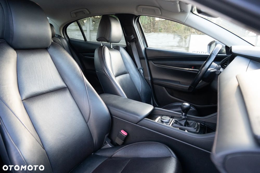 Mazda 3 SKYACTIV-X 2.0 M-Hybrid 100th Anniversary - 13