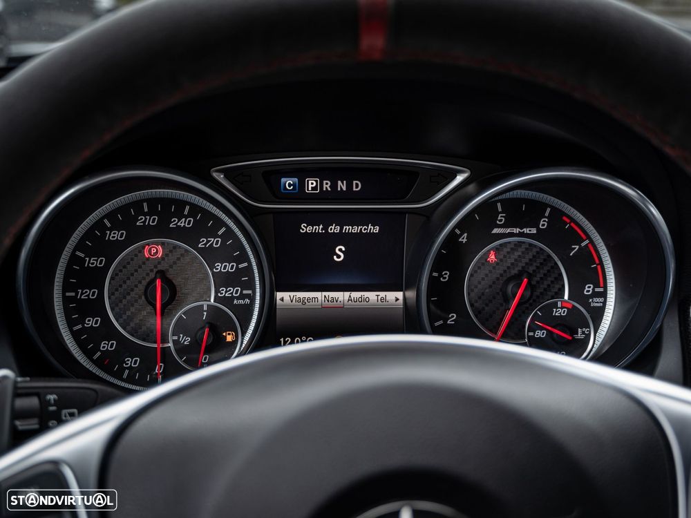 Mercedes-Benz CLA 45 AMG - 31