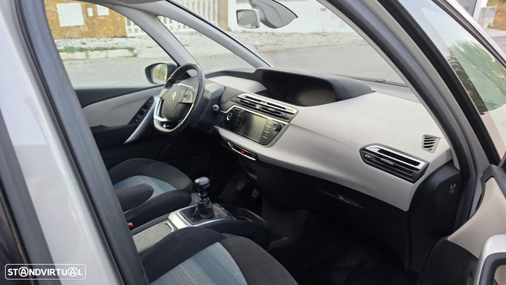 Citroën C4 Grand Picasso 1.6 BlueHDi Feel — fotografia 12