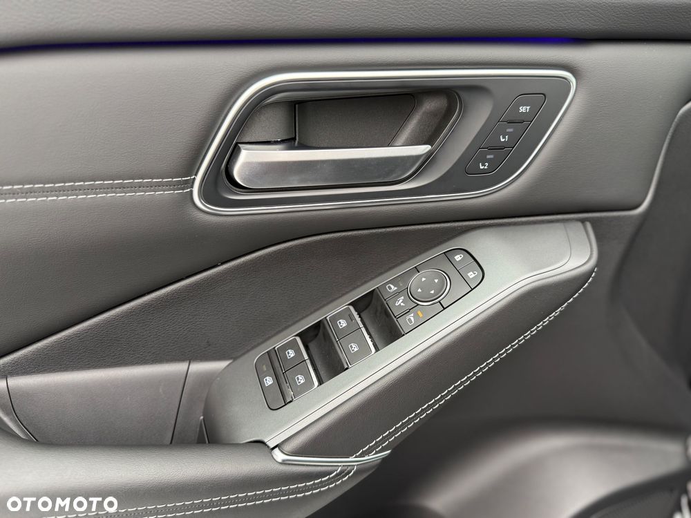 Nissan Qashqai 1.3 DIG-T MHEV Xtronic Tekna - 28