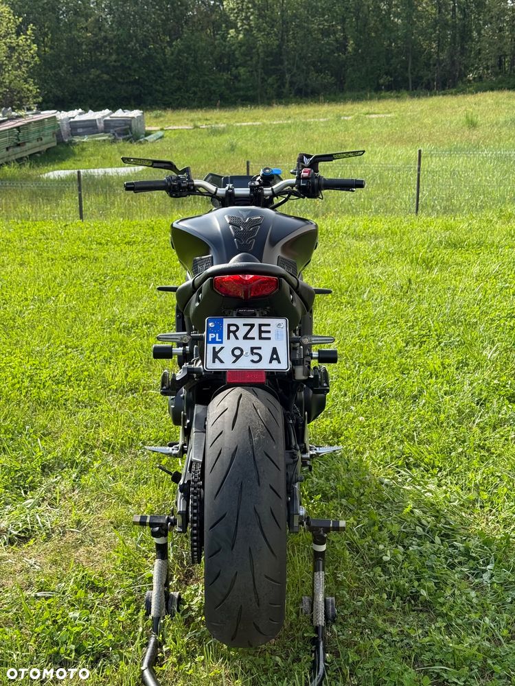 Yamaha MT - 6