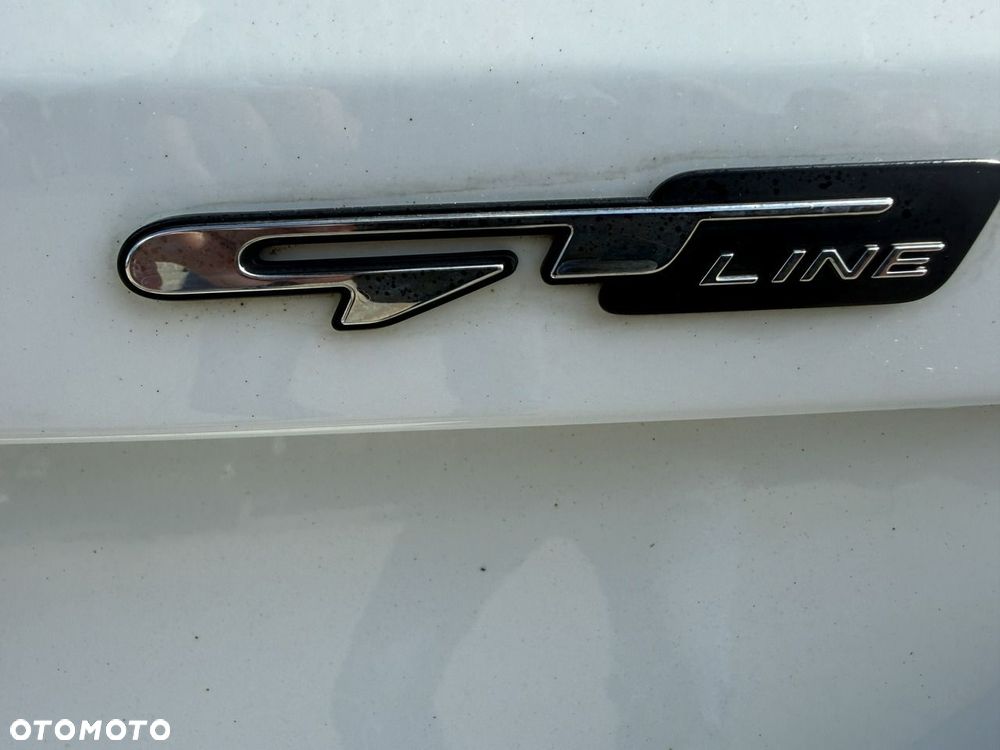 Kia Ceed - 10