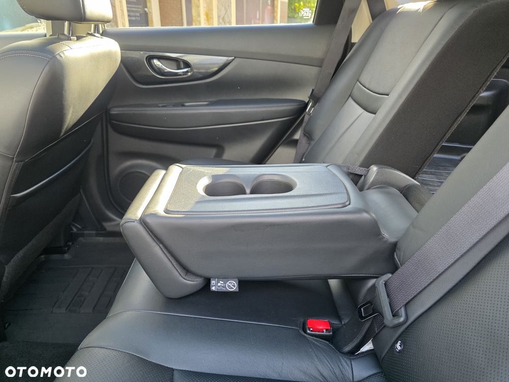 Nissan X-Trail 1.6 DIG-T Tekna - 19