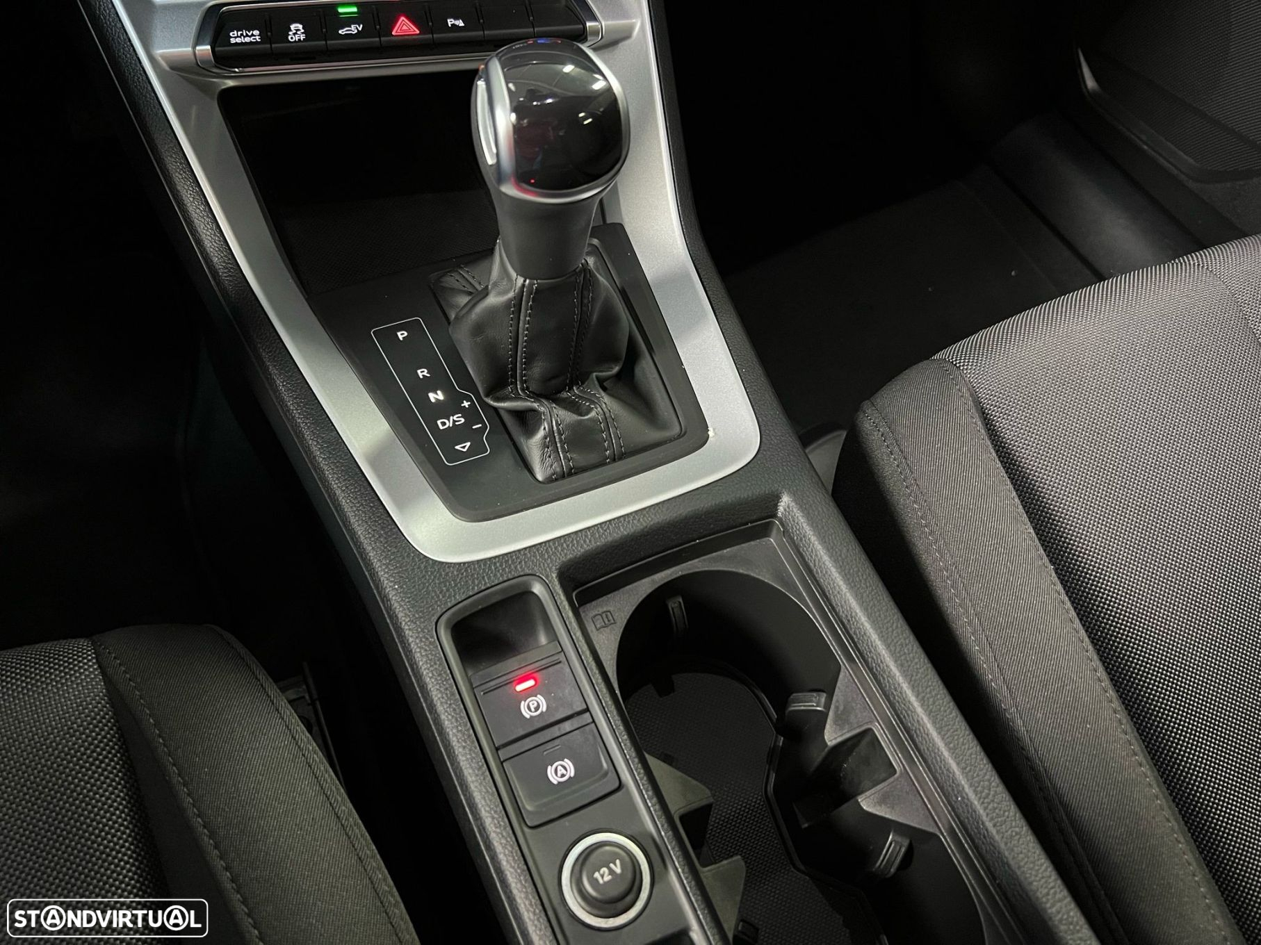 Audi Q3 45 TFSIe S tronic - 17